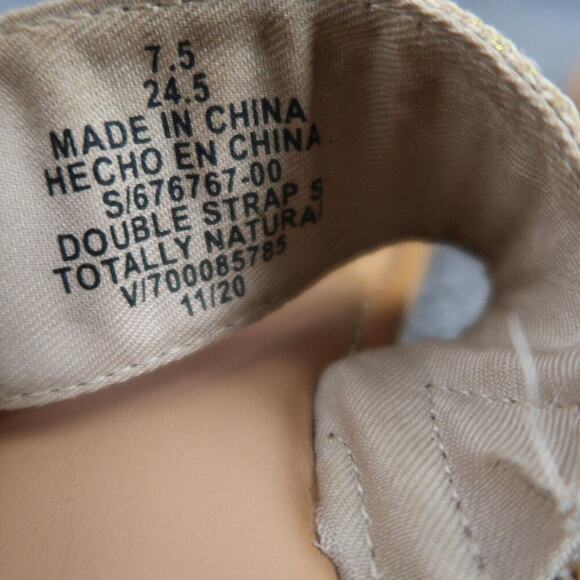 Old Navy Shoes Womens 7.5 Sandal Casual Slide Double Strap Totally Natural Flats - Picture 13 of 13